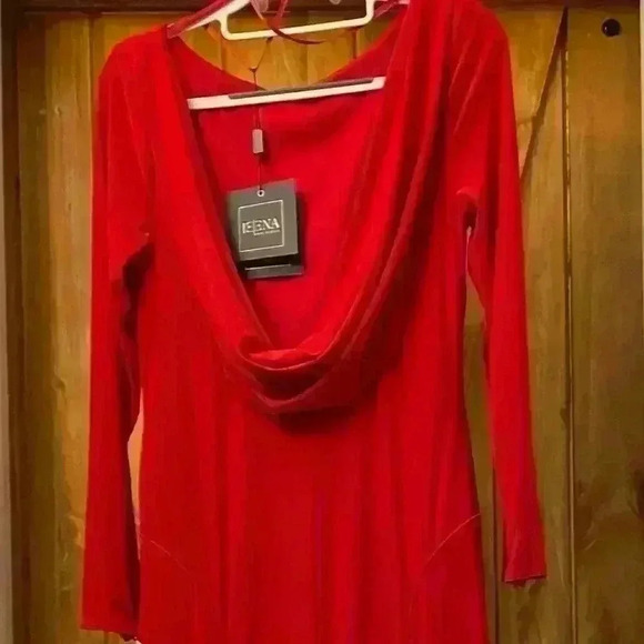 Leena By Mac Duggal Long Sleeve Cowl Back Red Jersey Gown 25929-New - Picture 8 of 16